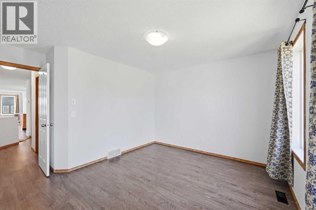 11 Covecreek Close NE — photo 19
