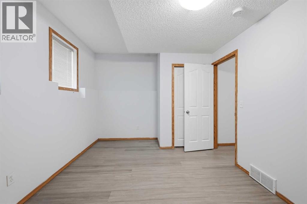 11 Covecreek Close NE — photo 32