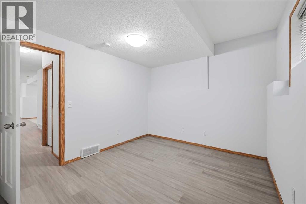 11 Covecreek Close NE — photo 34