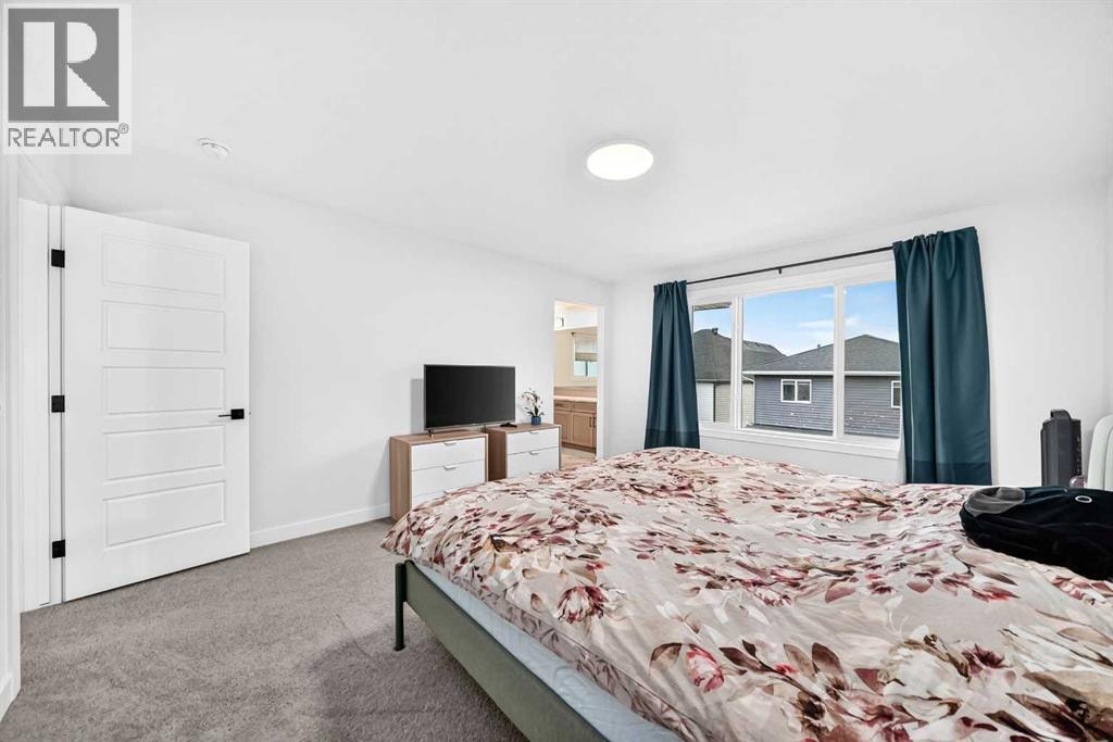 118 Ambleside Heath NW — photo 22