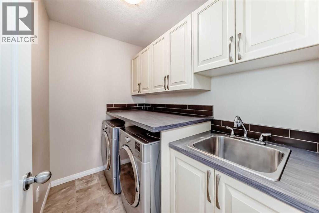 71 Hillcrest Street SW — photo 31