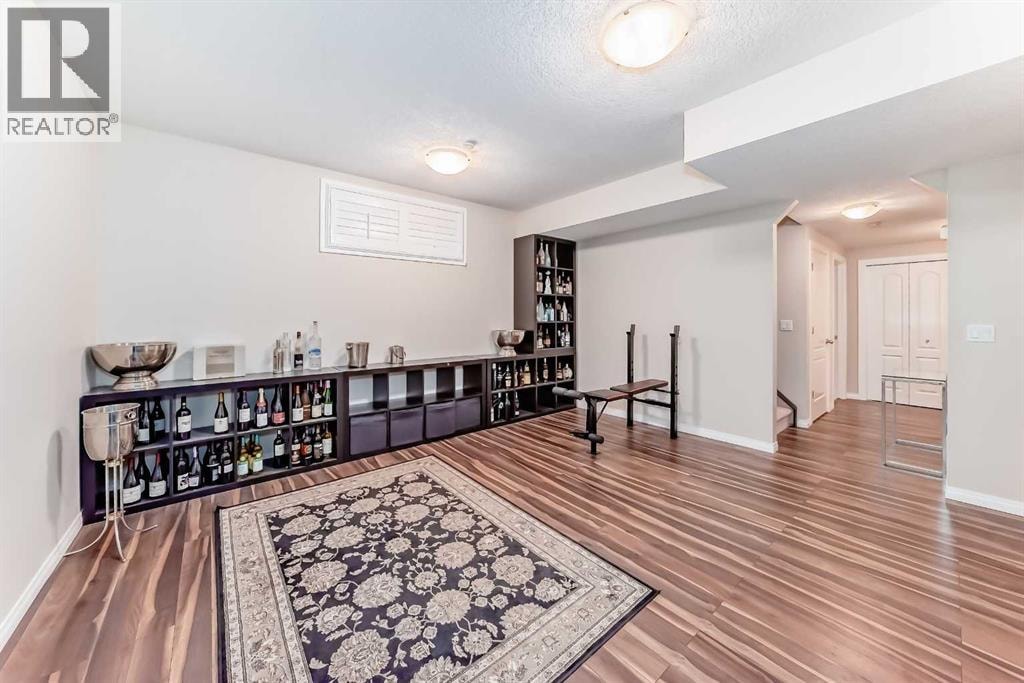 71 Hillcrest Street SW — photo 33
