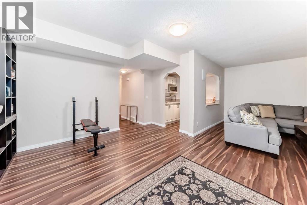 71 Hillcrest Street SW — photo 34