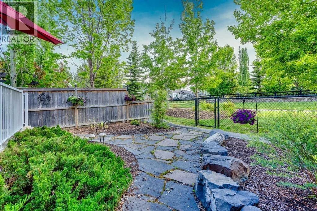 67 Silverado Ridge Crescent SW — photo 2