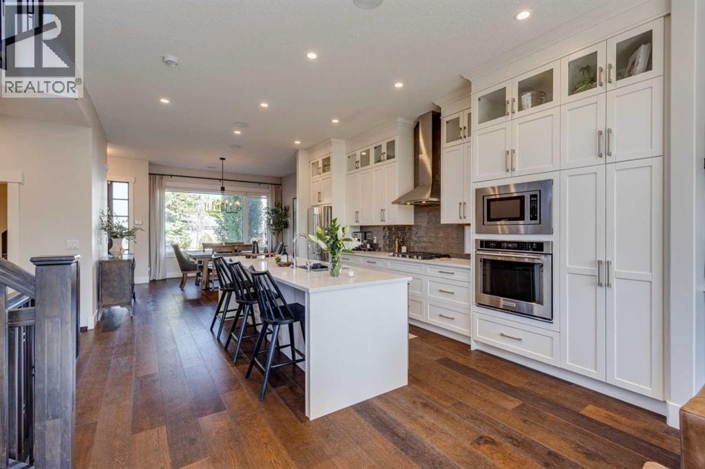 921 42 Street SW — photo 15