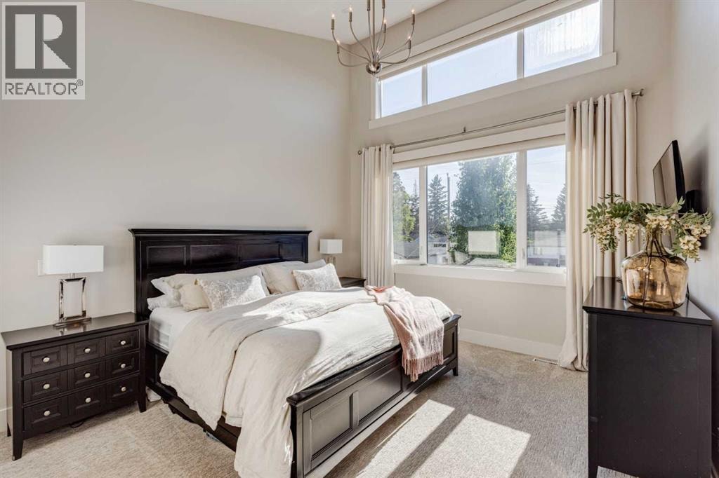 921 42 Street SW — photo 21