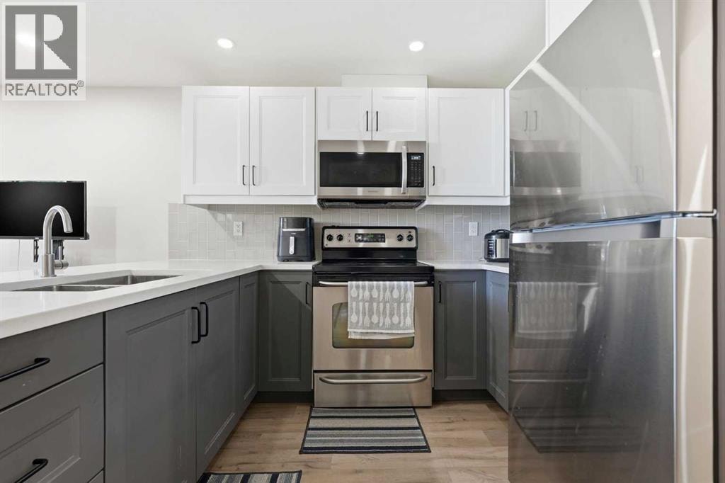 4205 16 Street SW — photo 22