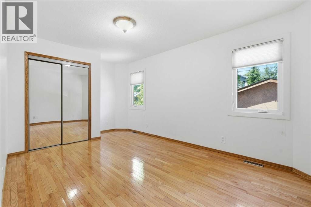 4205 16 Street SW — photo 17