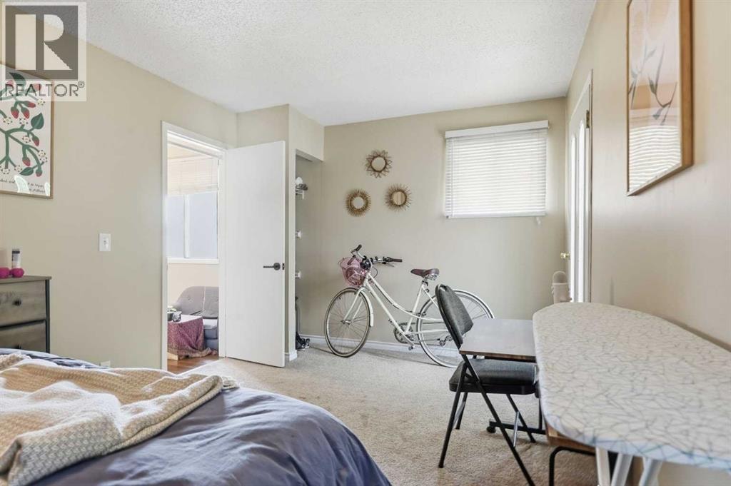 4205 16 Street SW — photo 41