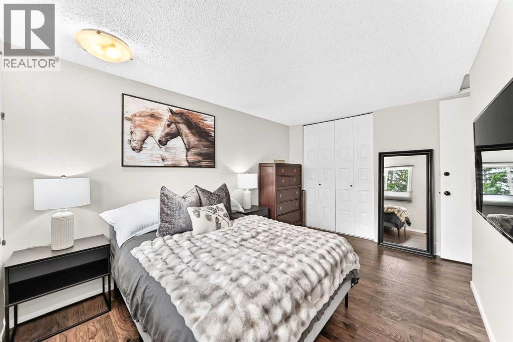 77 Edgeford Way NW — photo 9