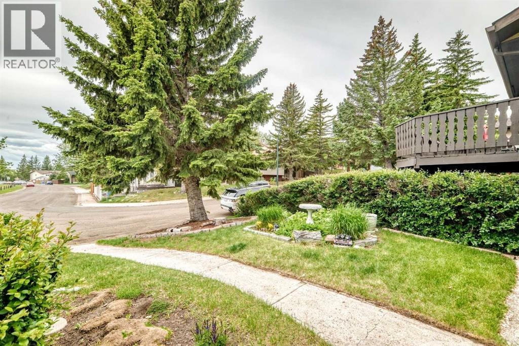 77 Edgeford Way NW — photo 26