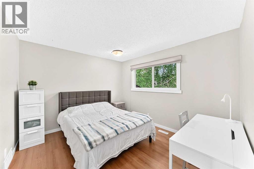 77 Edgeford Way NW — photo 10