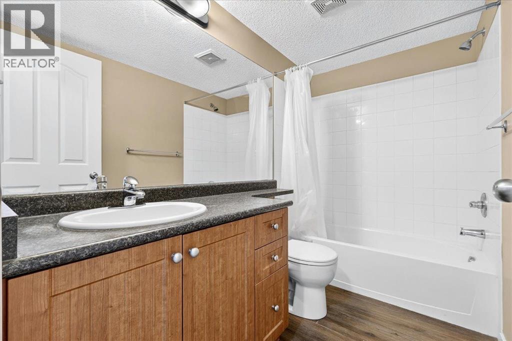 1320, 60 Panatella Street NW — photo 24