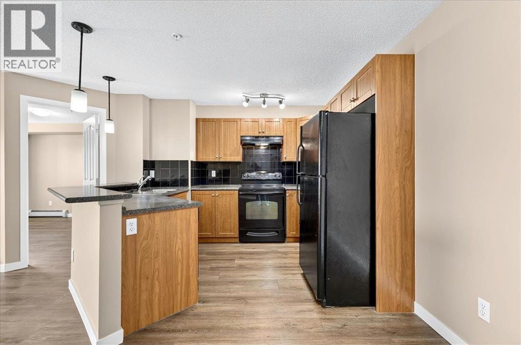 1320, 60 Panatella Street NW — photo 12