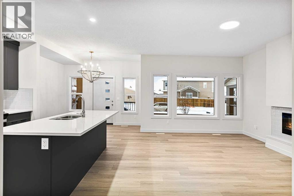 43 Belvedere Point SE — photo 4