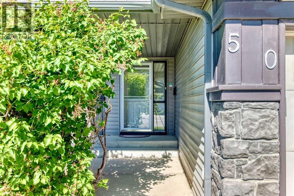 50 Royal Birch Terrace NW — photo 2