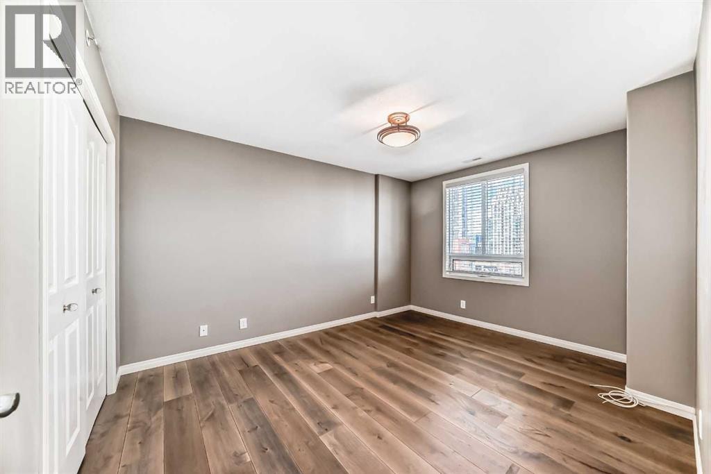 1901, 683 10 Street SW — photo 31