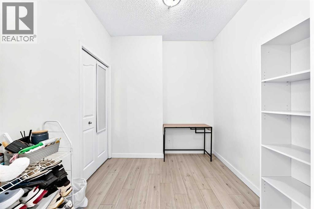 513, 1053 10 Street SW — photo 17