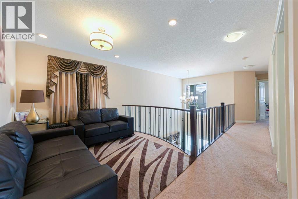 220 Saddlelake Drive NE — photo 17