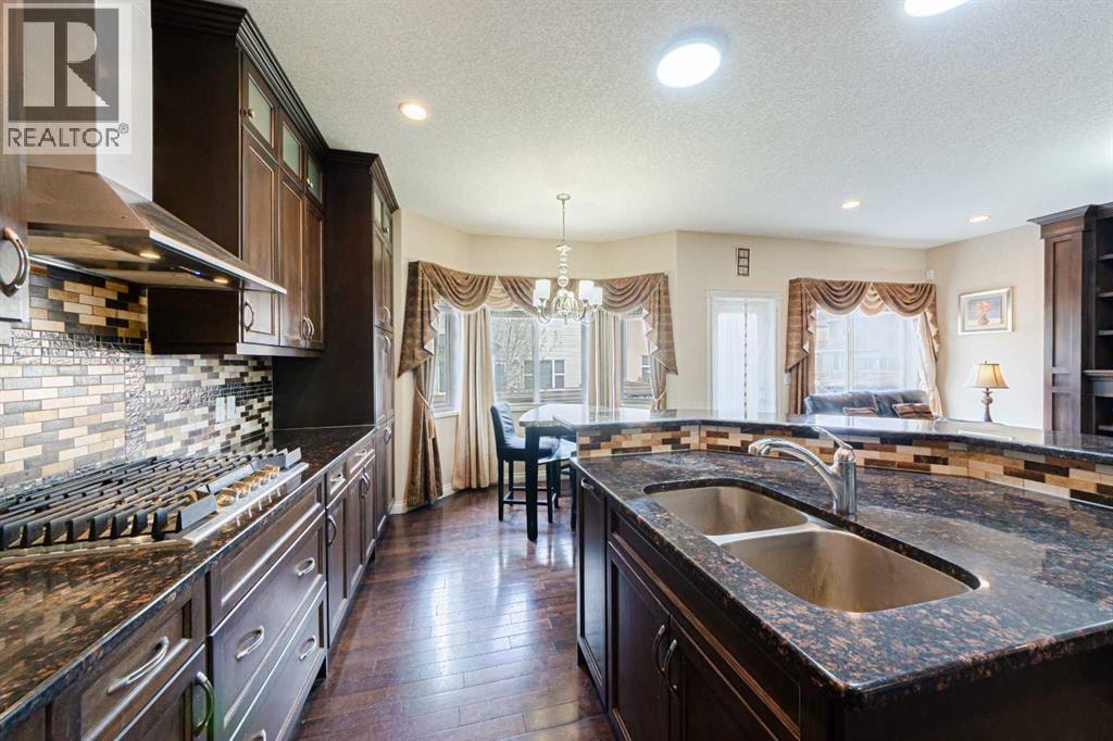 220 Saddlelake Drive NE — photo 11