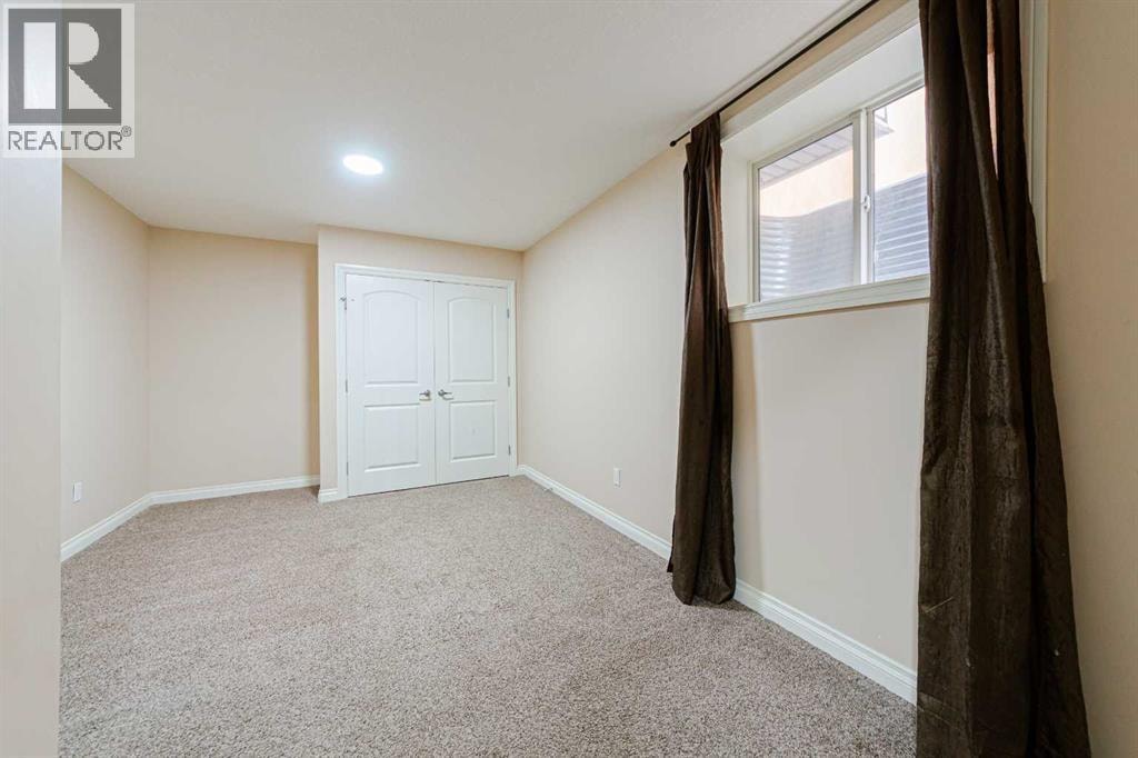 220 Saddlelake Drive NE — photo 30