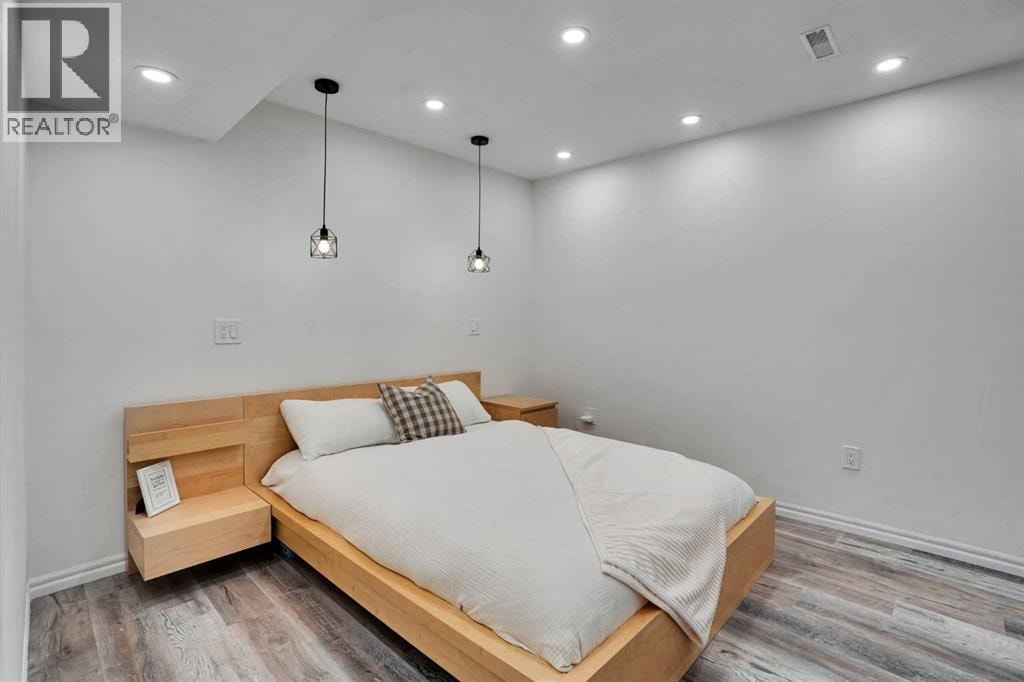 209 Copperpond Parade SE — photo 32
