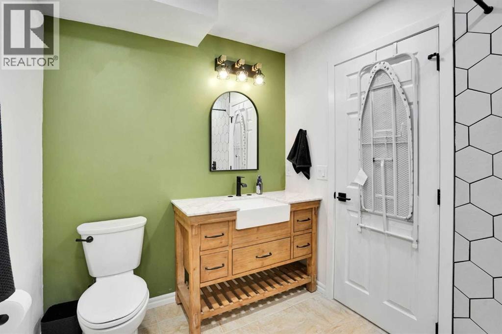209 Copperpond Parade SE — photo 36