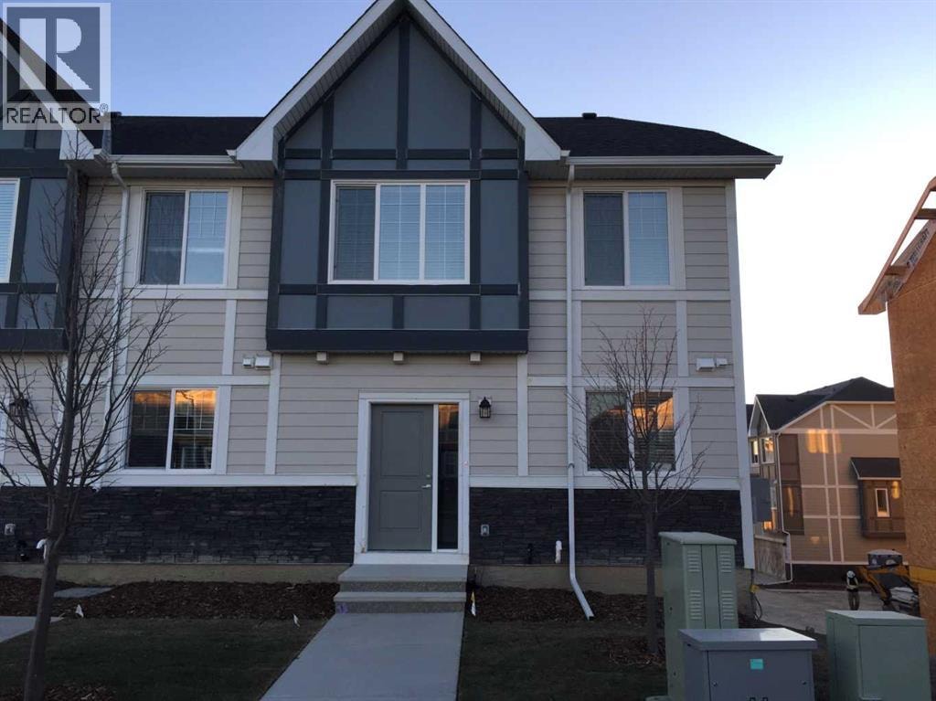 972 Nolan Hill Boulevard NW — photo 1