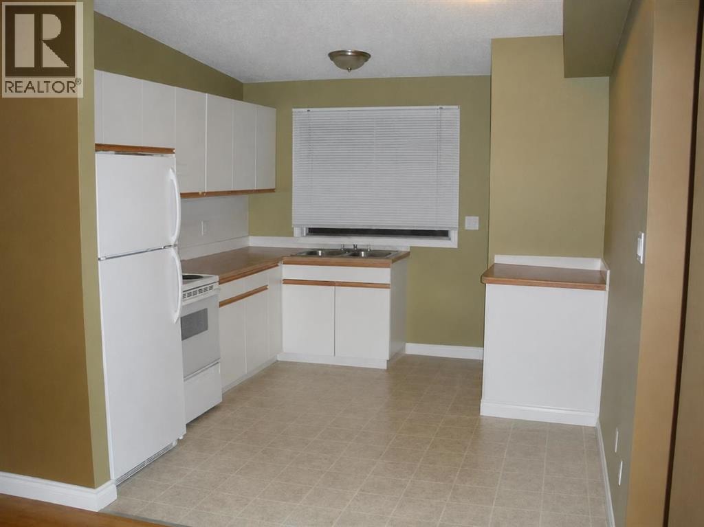 1001 McKinnon Drive NE — photo 10