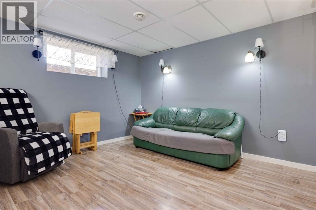 136 Abalone Place NE — photo 18