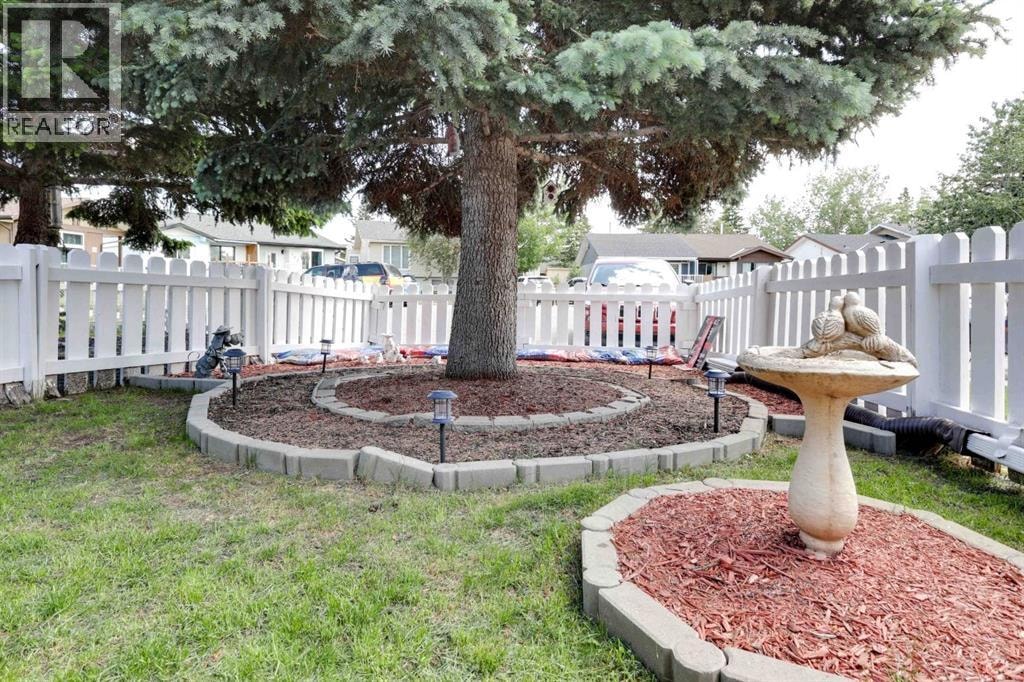 136 Abalone Place NE — photo 5