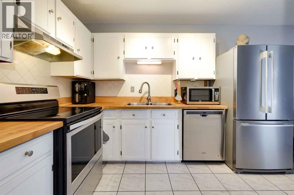 136 Abalone Place NE — photo 10