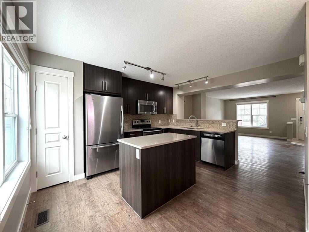 947 Mckenzie Towne Manor SE — photo 3