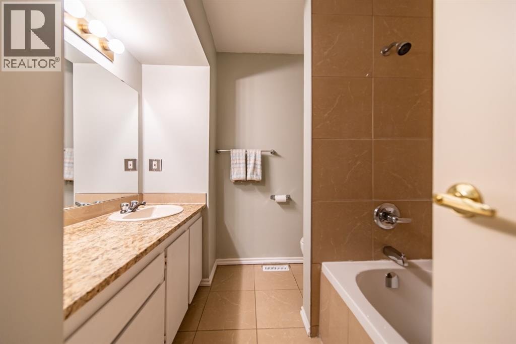 1415, 13104 Elbow Drive SW — photo 19