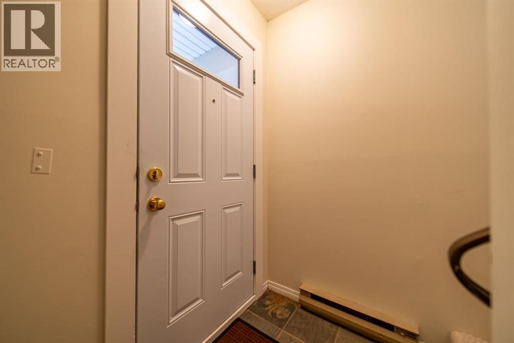1415, 13104 Elbow Drive SW — photo 4