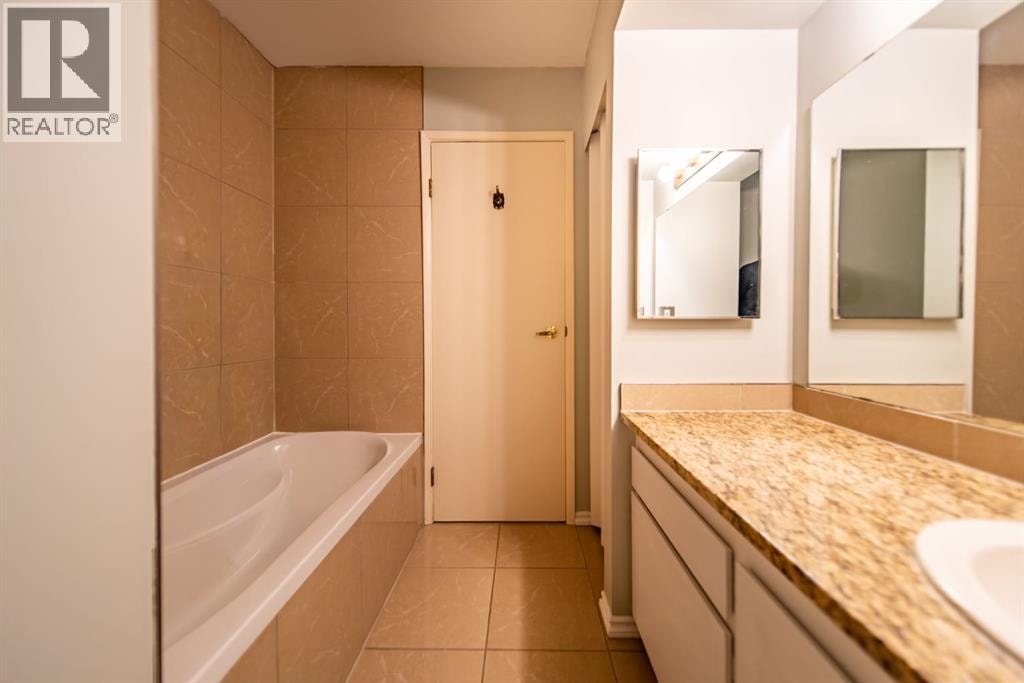 1415, 13104 Elbow Drive SW — photo 20