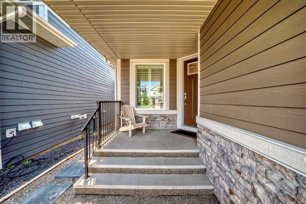 226 West Grove Point SW — photo 2