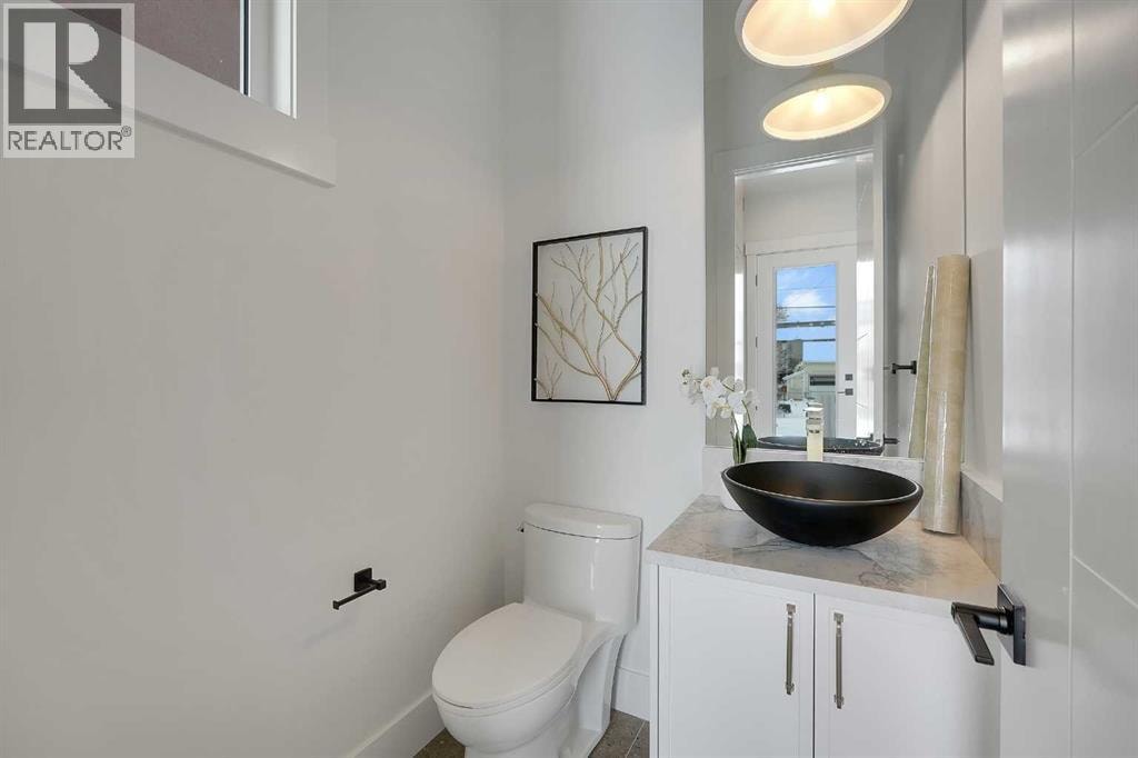 518 34A Street NW — photo 11