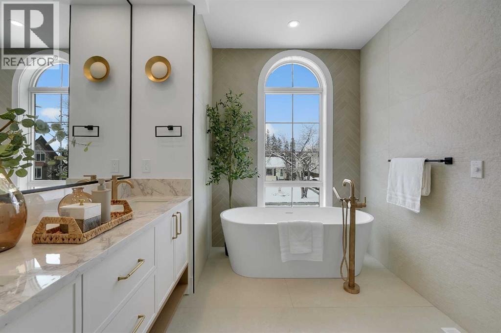 518 34A Street NW — photo 19