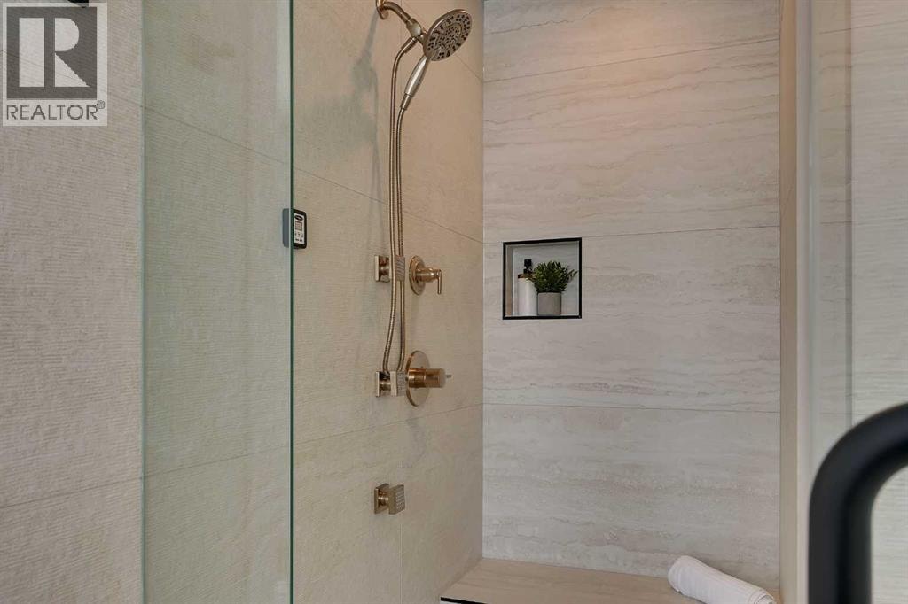 518 34A Street NW — photo 20