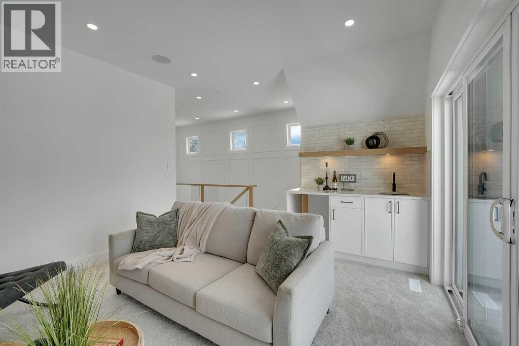 518 34A Street NW — photo 24