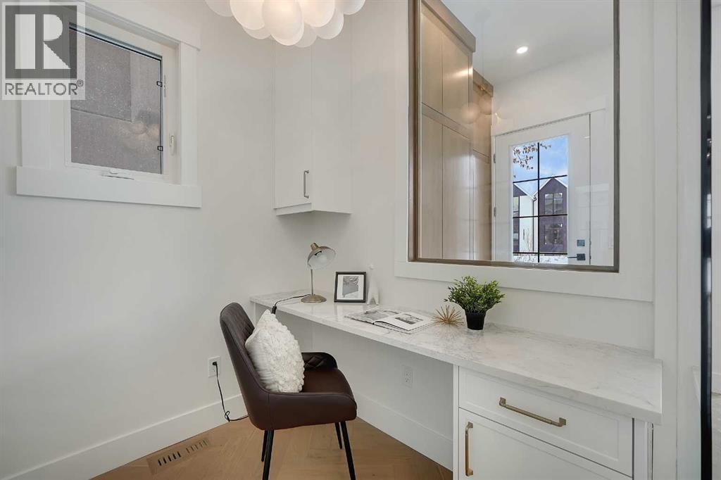 518 34A Street NW — photo 6