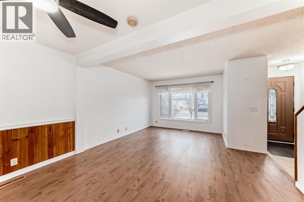 255 Falshire Way NE — photo 9
