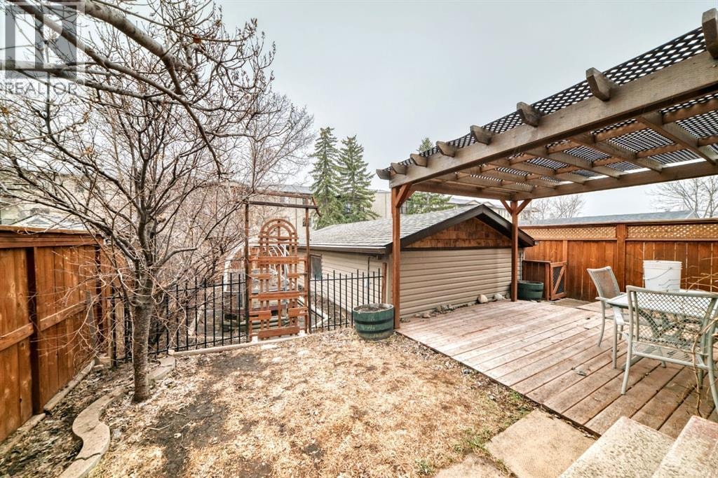 255 Falshire Way NE — photo 30
