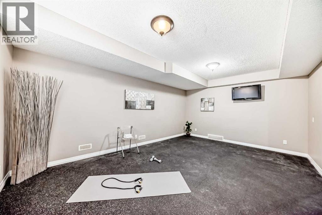 77 Chaparral Valley Grove SE — photo 32