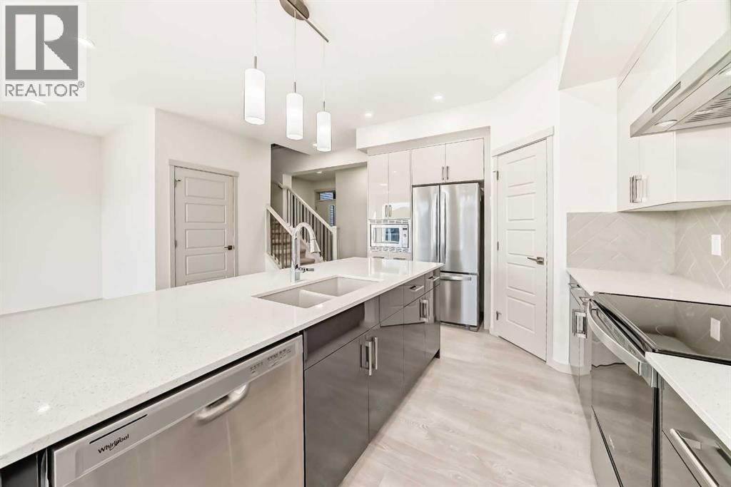 31 Lucas Passage NW — photo 4