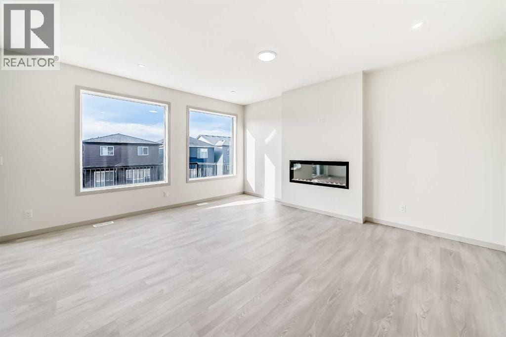 31 Lucas Passage NW — photo 13