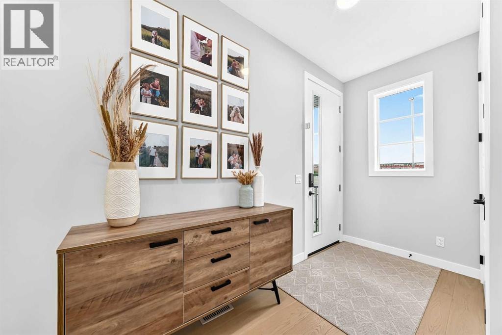 76 Shale Avenue — photo 2