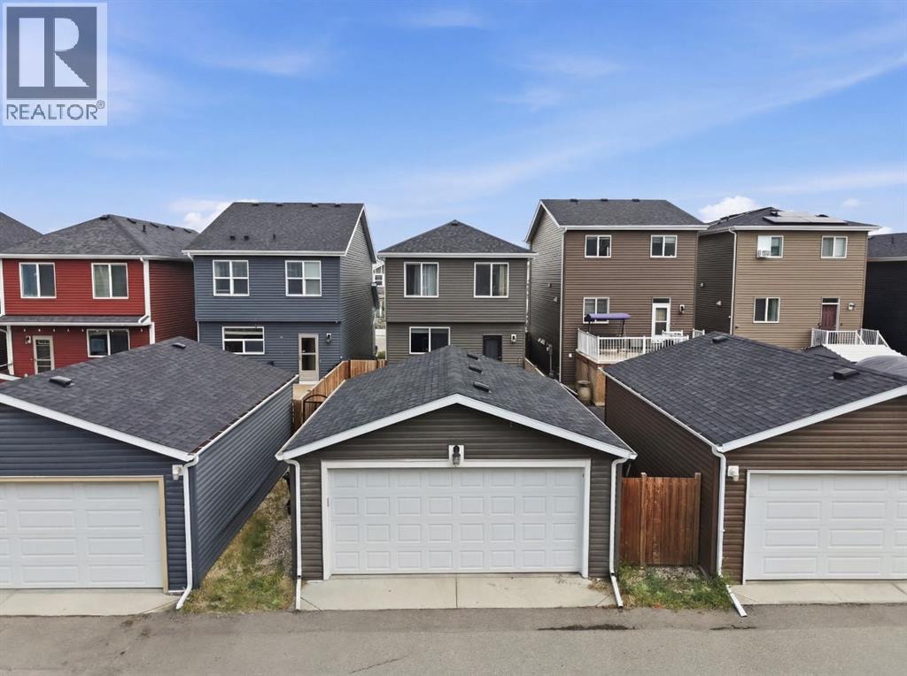 31 Red Embers Lane NE — photo 40