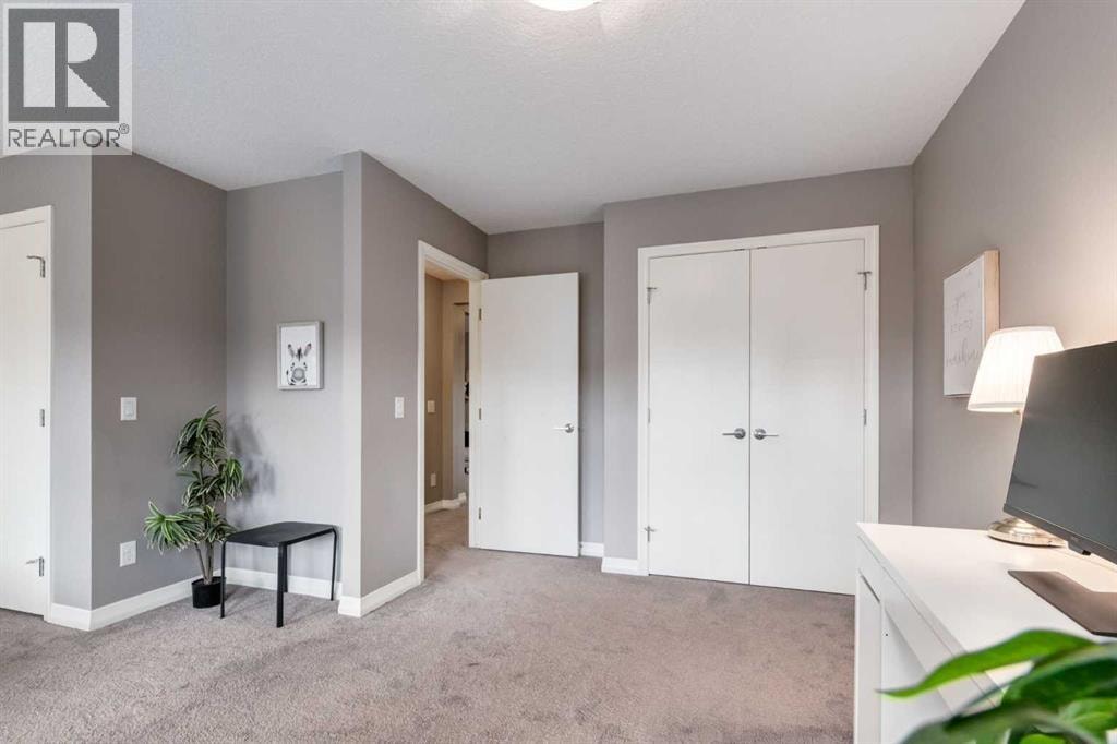 33 Evansglen Drive NW — photo 31